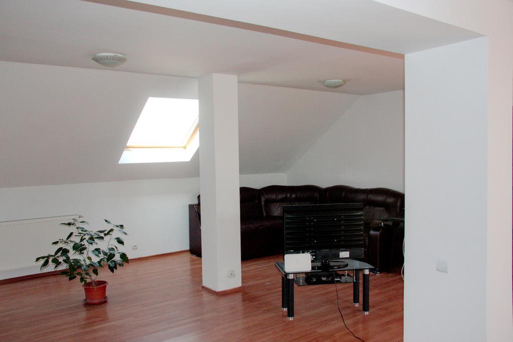 Z Villa Bucureşti Ngoại thất bức ảnh